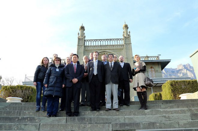 Экс-премьер Японии: Референдум в Крыму войдет в мировую историю как знаковое событие