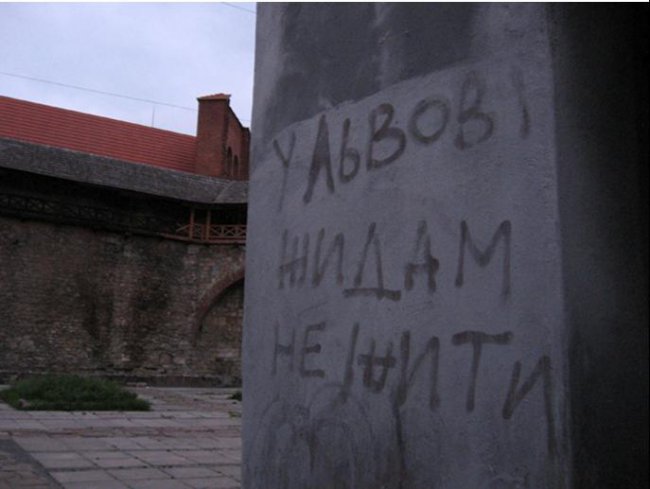 Вы считаете, что "либералы" умные люди, которые знают истину?