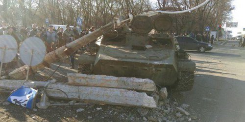 В Константиновке под гусеницами МТ-ЛБ ВСУ погибла 8-летняя девочка, еще 2 человека пострадали