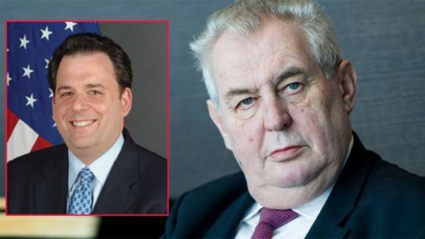 Президент Чехии запретил послу США появляться в его резиденции Президент Чехии запретил послу США появляться в его резиденции