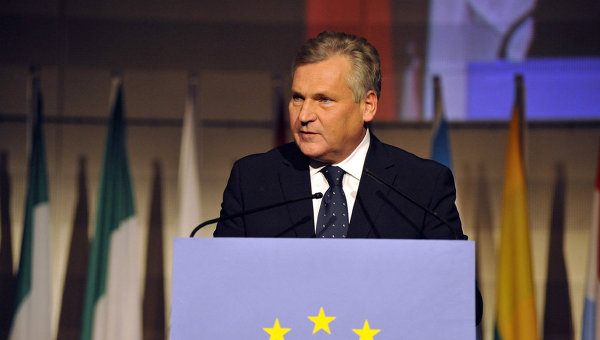 Квасьневский: третий Майдан вернет Украину в сферу влияния России Квасьневский: третий Майдан вернет Украину в сферу влияния России