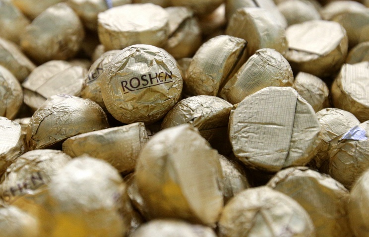 Казахстан изымает из продажи сладости "Аленка" и Roshen, сделанные в России Казахстан изымает из продажи сладости "Аленка" и Roshen, сделанные в России