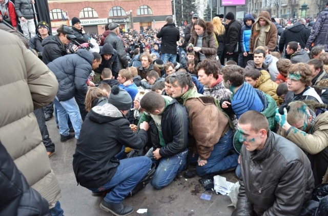 Вот такую, сука, нацию получили!!!! Вот такую, сука, нацию получили!!!!