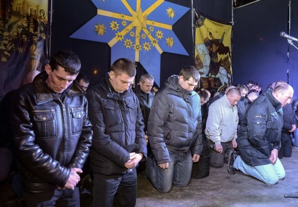 Вот такую, сука, нацию получили!!!! Вот такую, сука, нацию получили!!!!