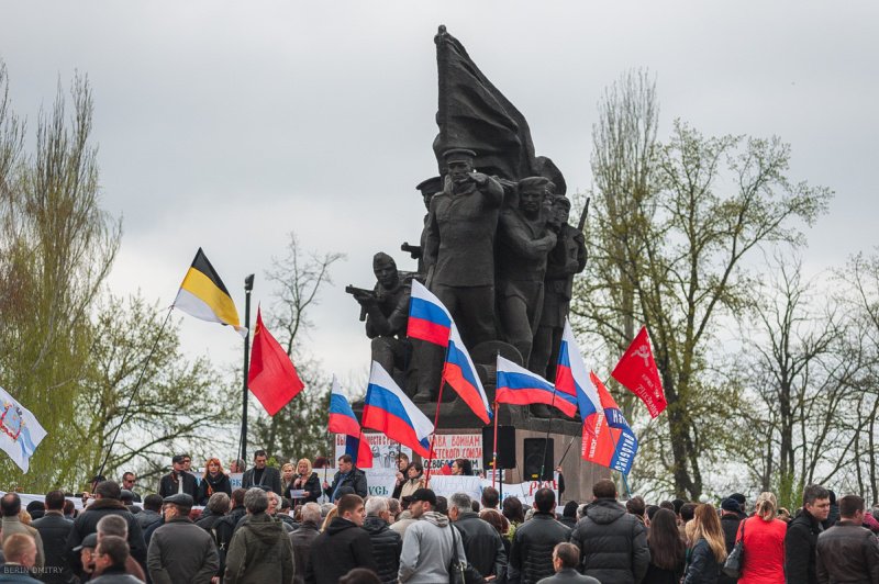 Освободителям Николаева от фашистов и их пособников посвящается Освободителям Николаева от фашистов и их пособников посвящается