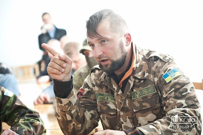 Ответ жидобандеровцу. Александр Роджерс