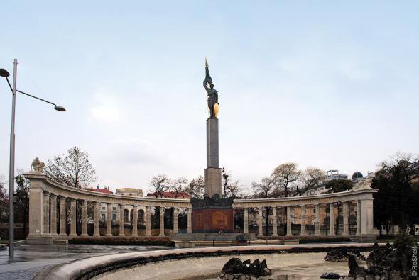 Освобождение Вены советскими войсками - одна из самых блестящих операций Великой войны