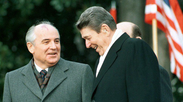 Стивен Коэн: США и России нужна разрядка – то есть разговор на равных Стивен Коэн: США и России нужна разрядка – то есть разговор на равных