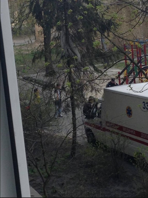 В Киеве застрелили журналиста Олеся Бузину В Киеве застрелили журналиста Олеся Бузину