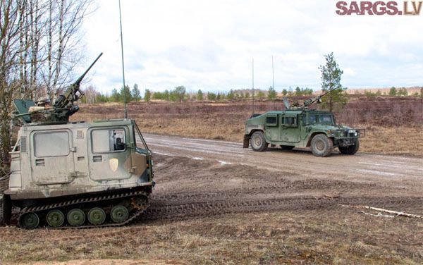 Прибалтийские "силы быстрого реагирования" два дня учились быстро реагировать Прибалтийские "силы быстрого реагирования" два дня учились быстро реагировать
