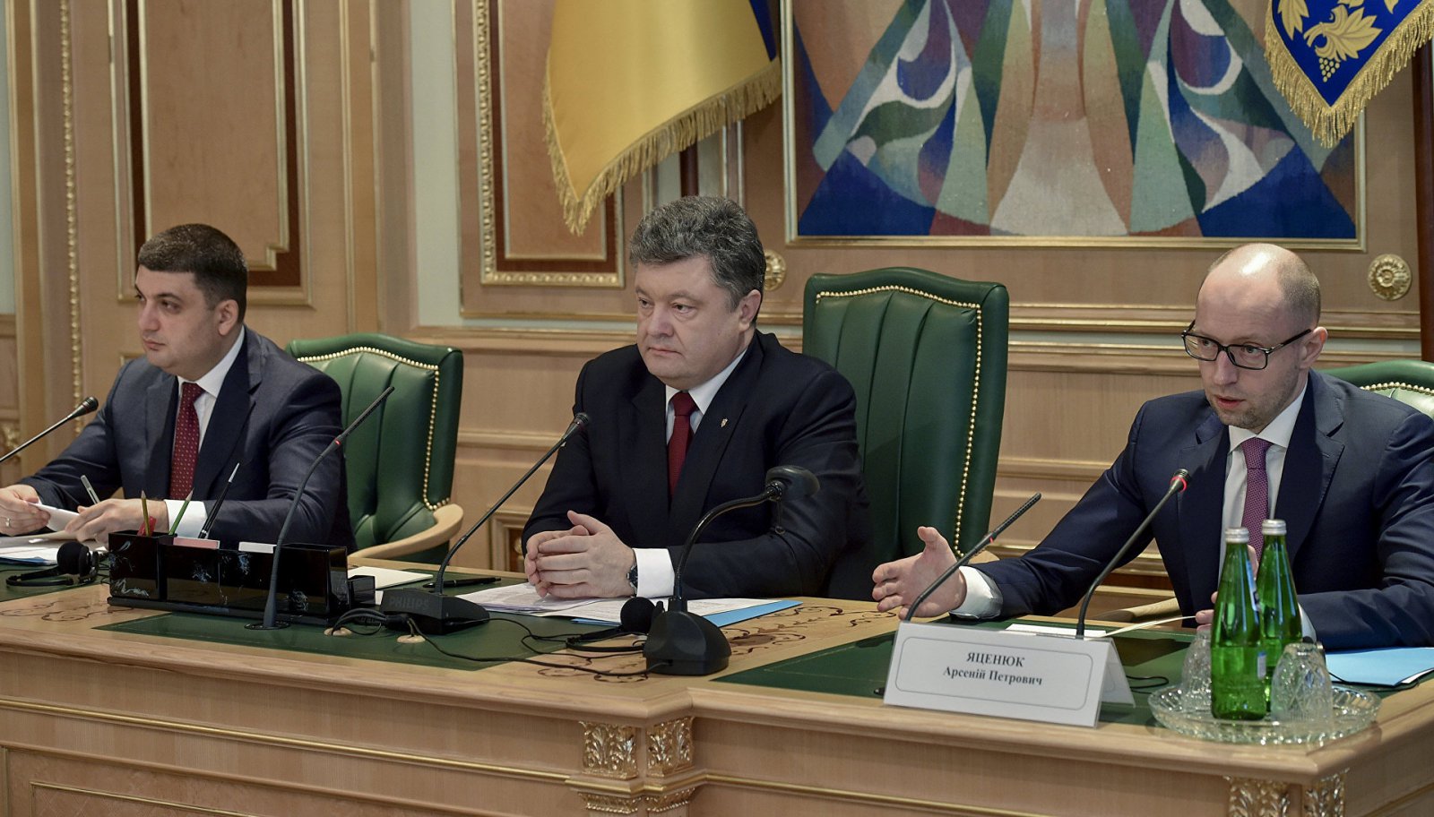 Владимир Скачко. Паны-антикоммунисты дают задний ход Владимир Скачко. Паны-антикоммунисты дают задний ход