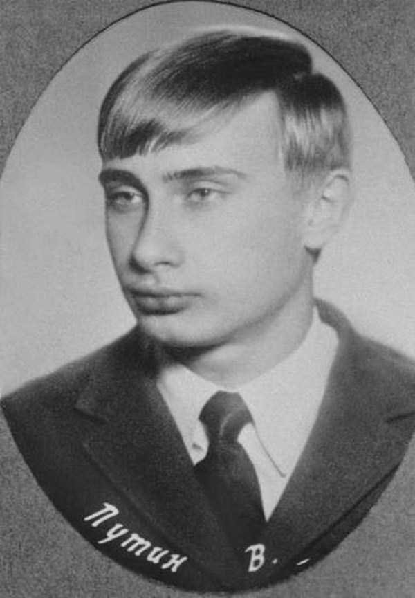 Когда Путин был молодым: 18 редких снимков Когда Путин был молодым: 18 редких снимков