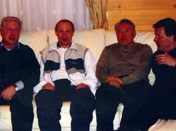 Когда Путин был молодым: 18 редких снимков Когда Путин был молодым: 18 редких снимков