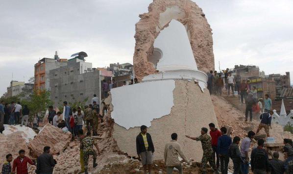 Почти 100 российских спасателей готовятся к вылету в Непал Почти 100 российских спасателей готовятся к вылету в Непал