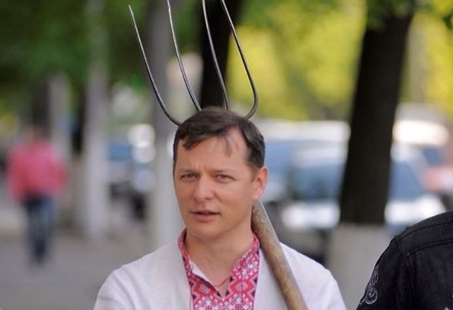 Ляшко: британская королева пьёт кровь младенцев из Новороссии Ляшко: британская королева пьёт кровь младенцев из Новороссии