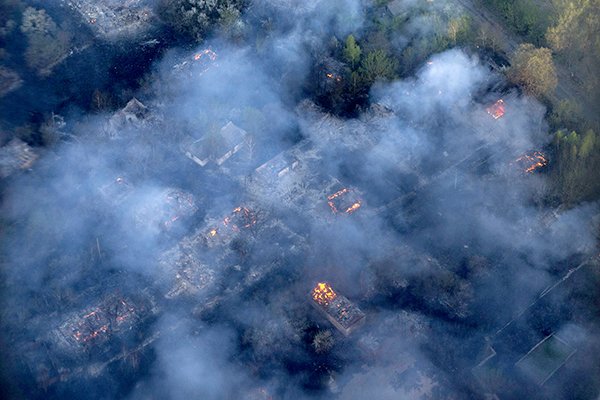 Для тушения пожара в Чернобыле у Киева остался один вертолет Для тушения пожара в Чернобыле у Киева остался один вертолет