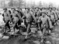 Что делали солдаты Что делали солдаты