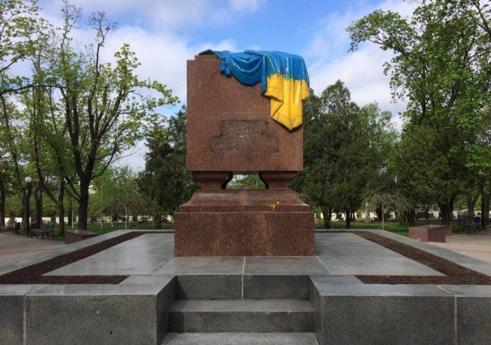 Сводки от ополчения Новороссии 01.05.2015 Сводки от ополчения Новороссии 01.05.2015