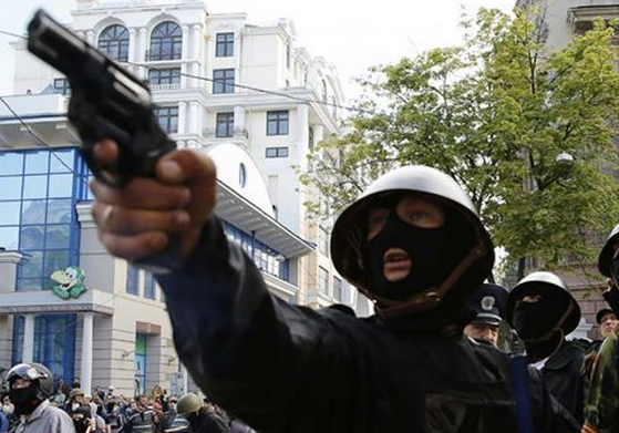 Страны, поддерживающие Украину, - соучастницы одесского убийства