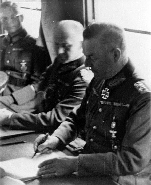 "Как?! И эти тоже нас победили что ли?" "Как?! И эти тоже нас победили что ли?"