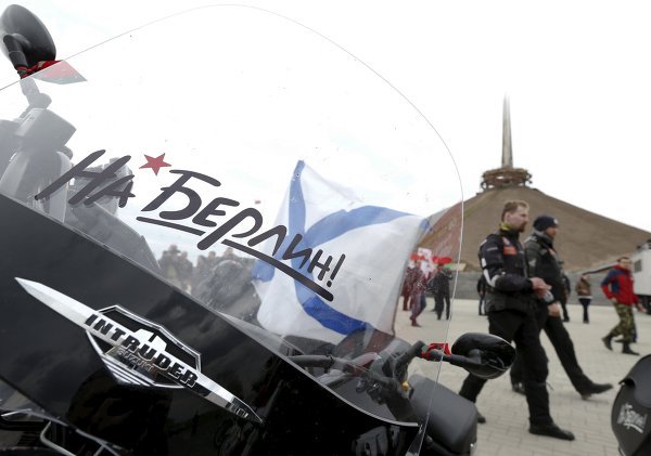 "Ночные волки" намерены восстановить символы Победы во Львове "Ночные волки" намерены восстановить символы Победы во Львове