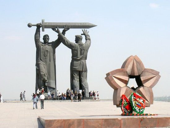 Малоизвестная история комплекса памятников ВОВ