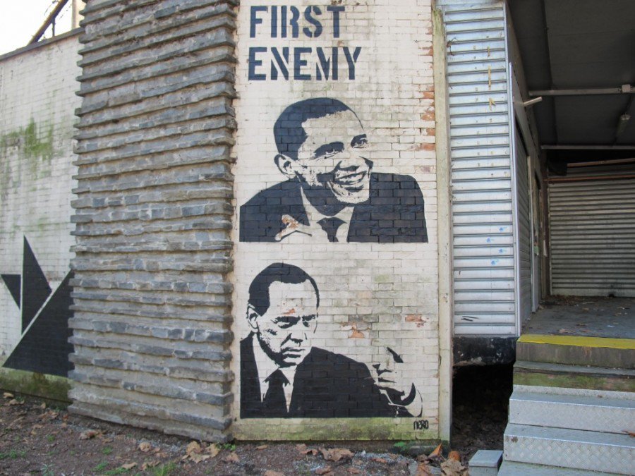 Стрит арт и политика - самый крупный флешмоб в истории уличного искусства!