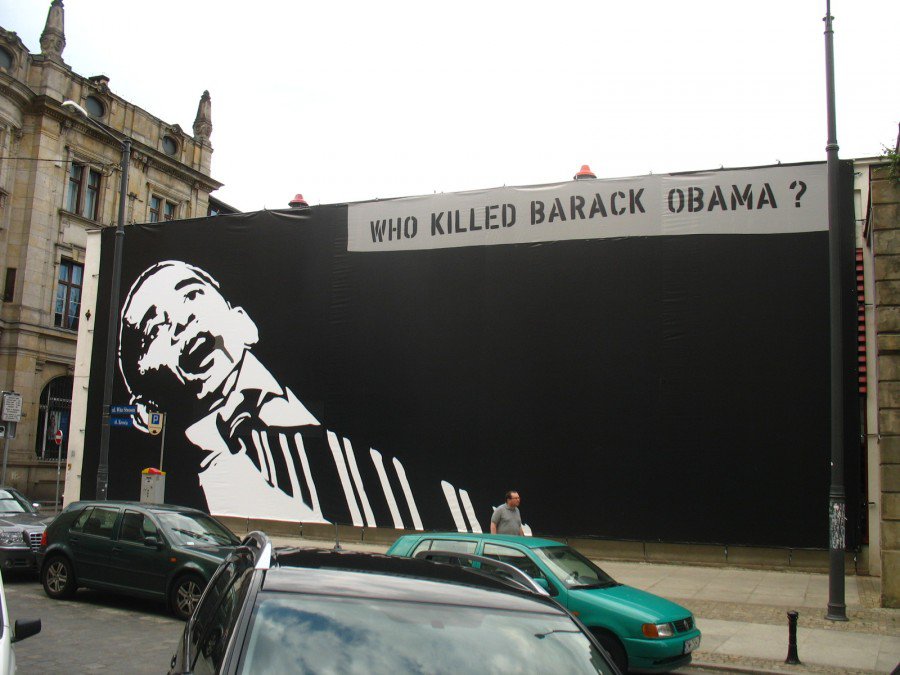 Стрит арт и политика - самый крупный флешмоб в истории уличного искусства!