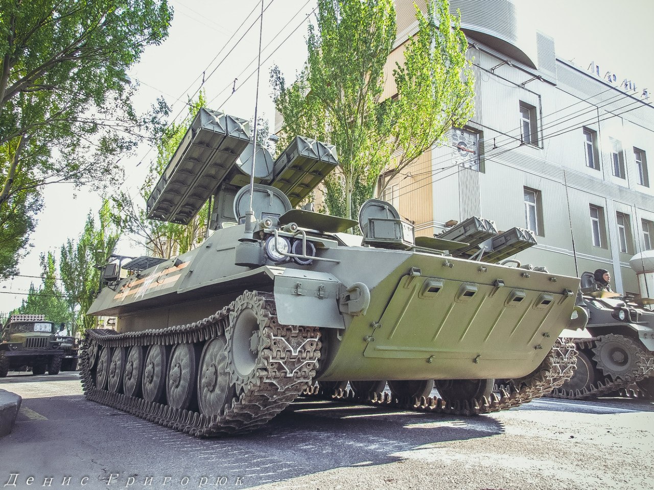 Фото- видеорепортаж с подготовки к Параду Победы в Донецке Фото- видеорепортаж с подготовки к Параду Победы в Донецке