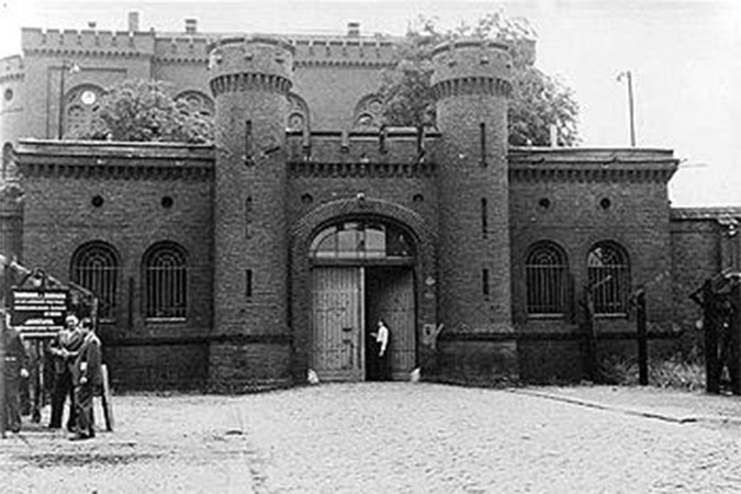 Андрей Фурсов. Тайный полет «нациста № 2» в Англию спланировал автор Джеймса Бонда