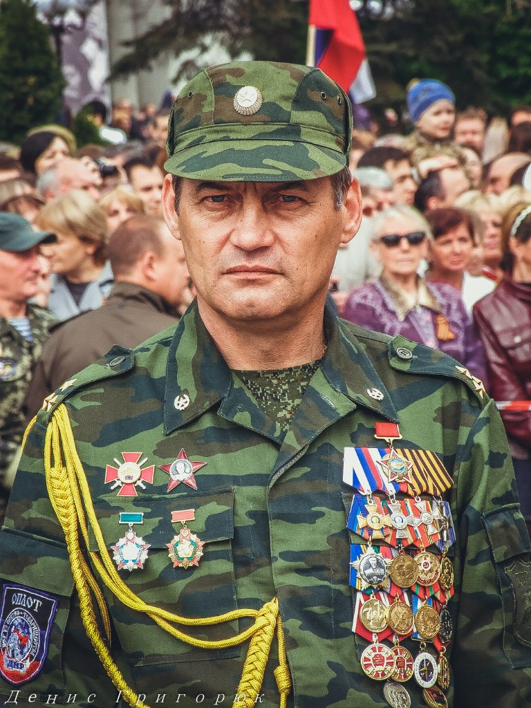 Онлайн-трансляция парада в честь Дня Победы в Донецке Онлайн-трансляция парада в честь Дня Победы в Донецке