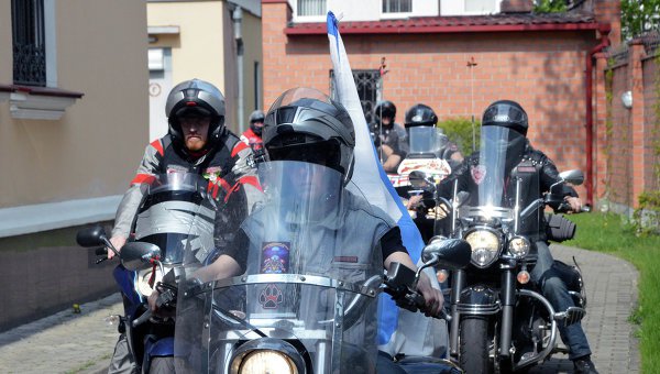 Жители Европы поддержали российский мотопробег Жители Европы поддержали российский мотопробег