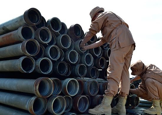 В Крыму военные завершили развёртывание трубопроводных магистралей В Крыму военные завершили развёртывание трубопроводных магистралей