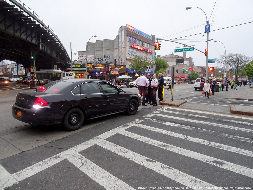 Как на Брайтоне прошел автопробег посвященный Дню Победы и чем все кончилось Как на Брайтоне прошел автопробег посвященный Дню Победы и чем все кончилось