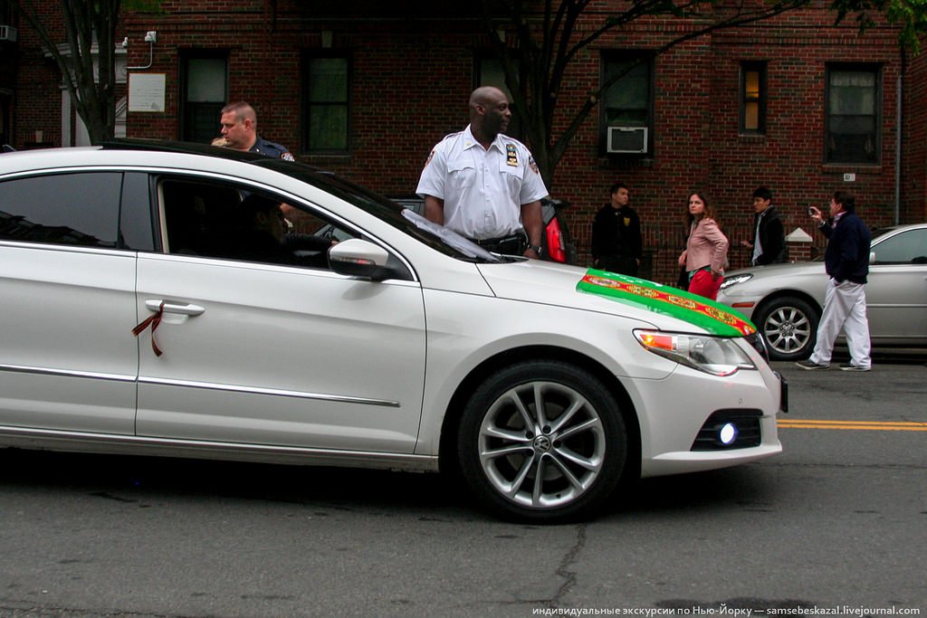 Как на Брайтоне прошел автопробег посвященный Дню Победы и чем все кончилось Как на Брайтоне прошел автопробег посвященный Дню Победы и чем все кончилось