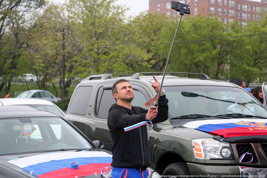 Как на Брайтоне прошел автопробег посвященный Дню Победы и чем все кончилось Как на Брайтоне прошел автопробег посвященный Дню Победы и чем все кончилось