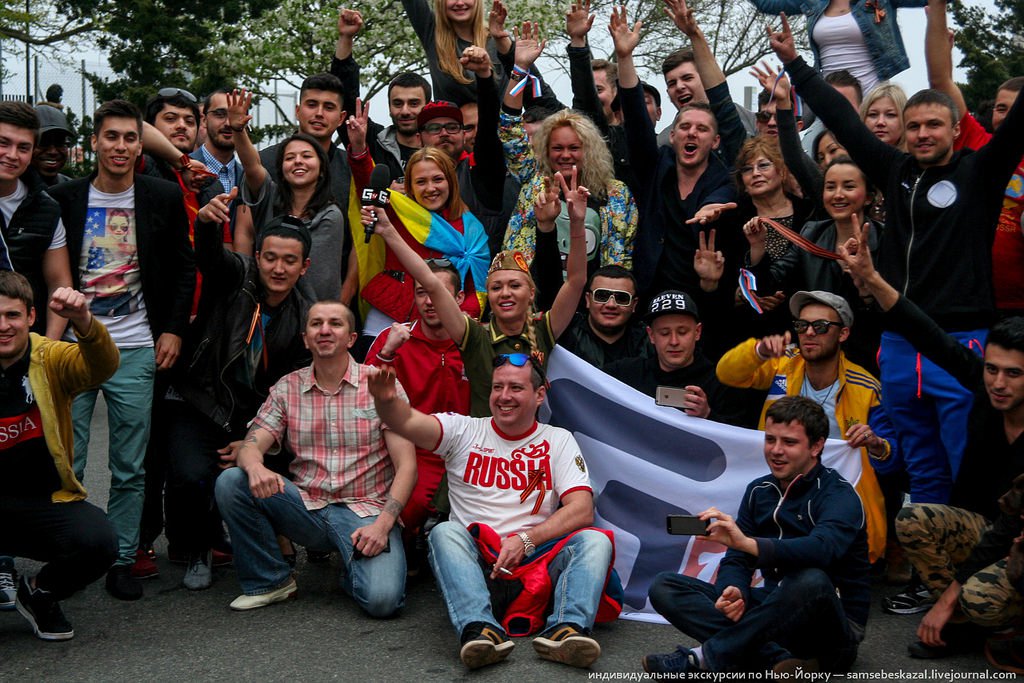 Как на Брайтоне прошел автопробег посвященный Дню Победы и чем все кончилось Как на Брайтоне прошел автопробег посвященный Дню Победы и чем все кончилось