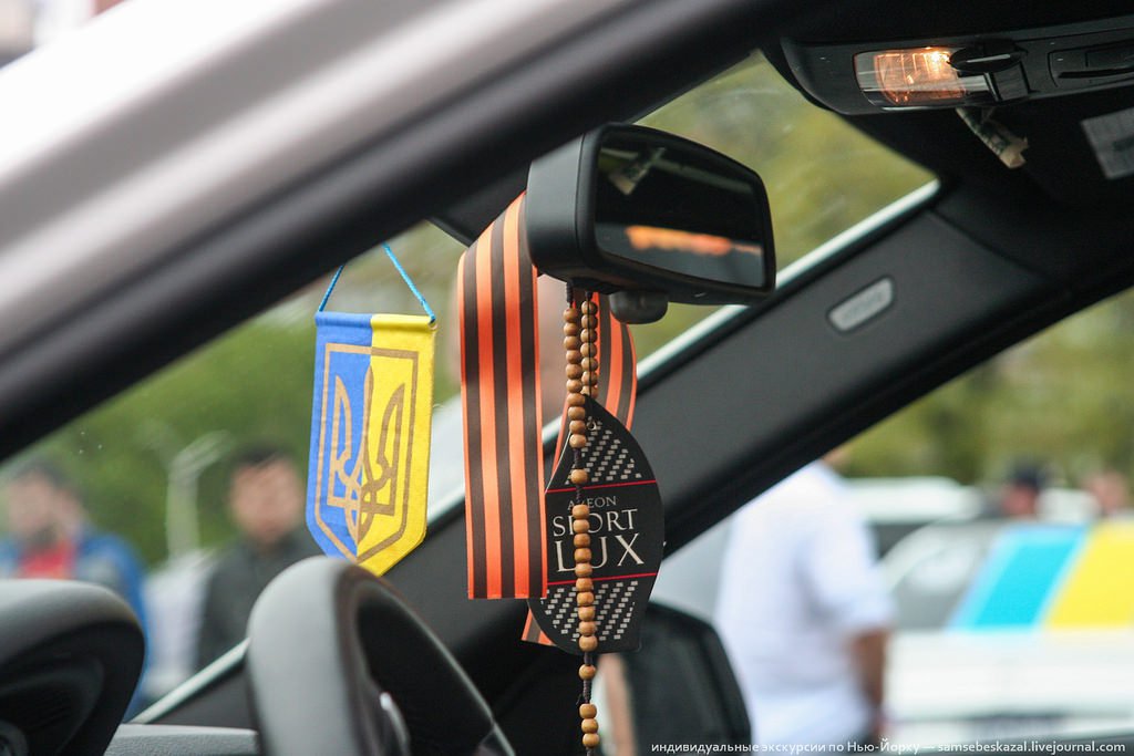 Как на Брайтоне прошел автопробег посвященный Дню Победы и чем все кончилось Как на Брайтоне прошел автопробег посвященный Дню Победы и чем все кончилось