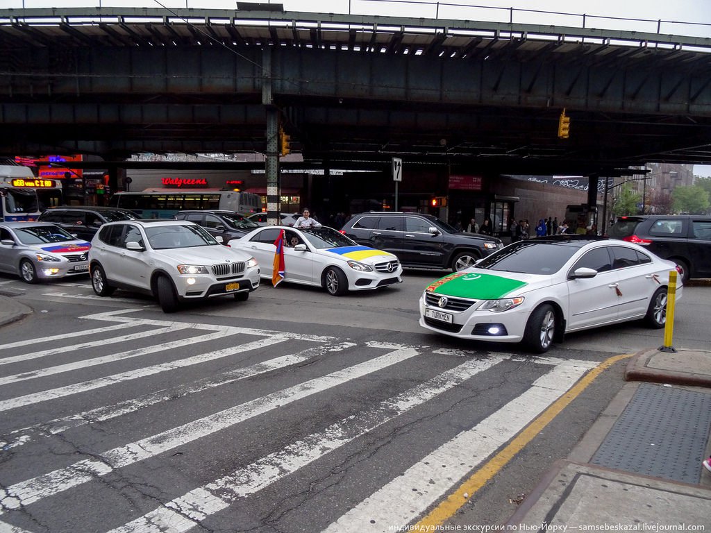 Как на Брайтоне прошел автопробег посвященный Дню Победы и чем все кончилось Как на Брайтоне прошел автопробег посвященный Дню Победы и чем все кончилось