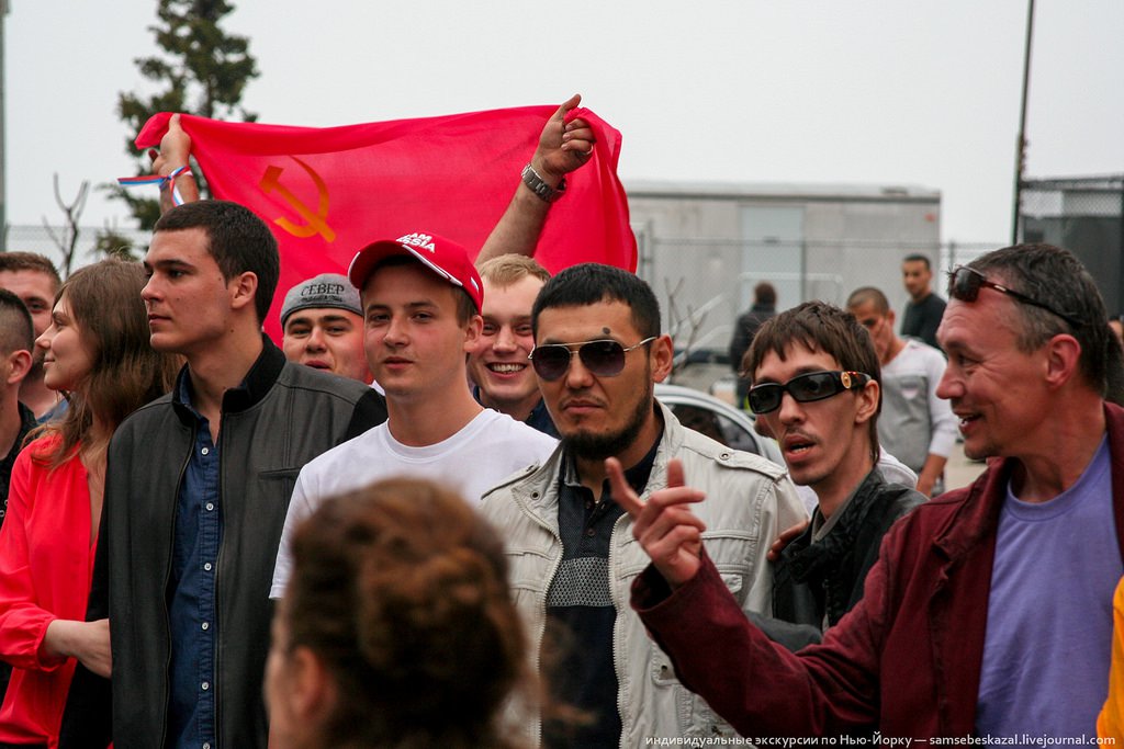 Как на Брайтоне прошел автопробег посвященный Дню Победы и чем все кончилось Как на Брайтоне прошел автопробег посвященный Дню Победы и чем все кончилось