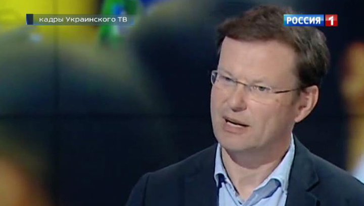 Скандал в кабмине Яценюка: приглашенных иностранцев выгоняют за неудобные вопросы Скандал в кабмине Яценюка: приглашенных иностранцев выгоняют за неудобные вопросы