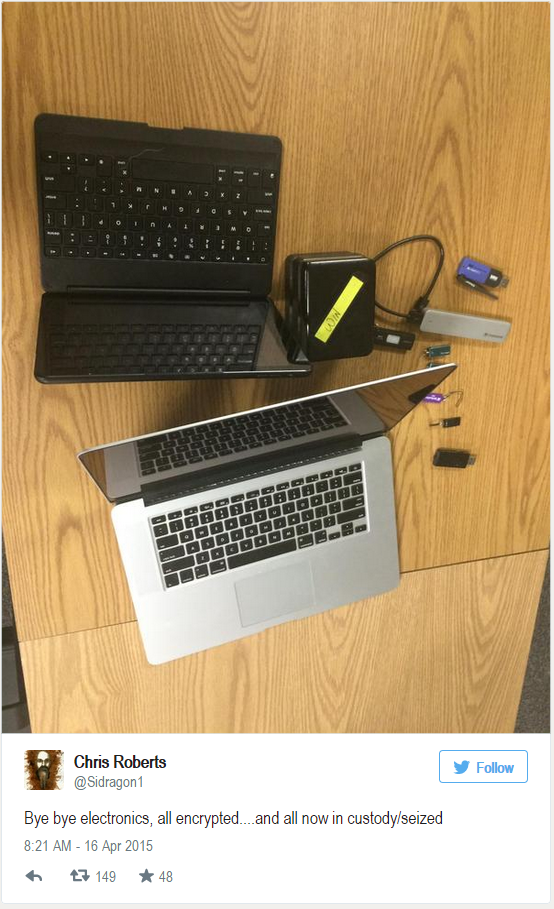 Американский хакер рассказал, как перехватывал управление авиалайнером в воздухе