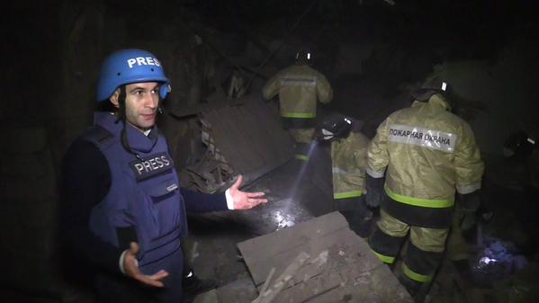 Снаряд ВСУ попал в жилой дом в Донецке, погиб мирный житель Снаряд ВСУ попал в жилой дом в Донецке, погиб мирный житель