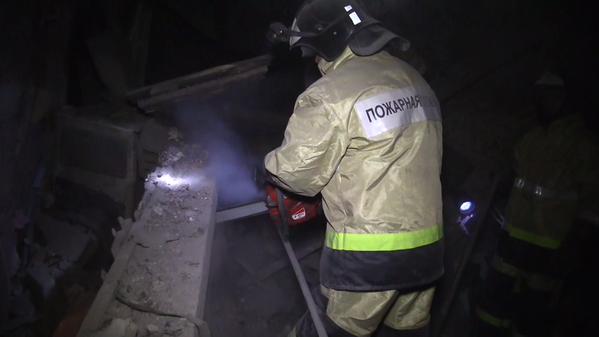 Снаряд ВСУ попал в жилой дом в Донецке, погиб мирный житель Снаряд ВСУ попал в жилой дом в Донецке, погиб мирный житель