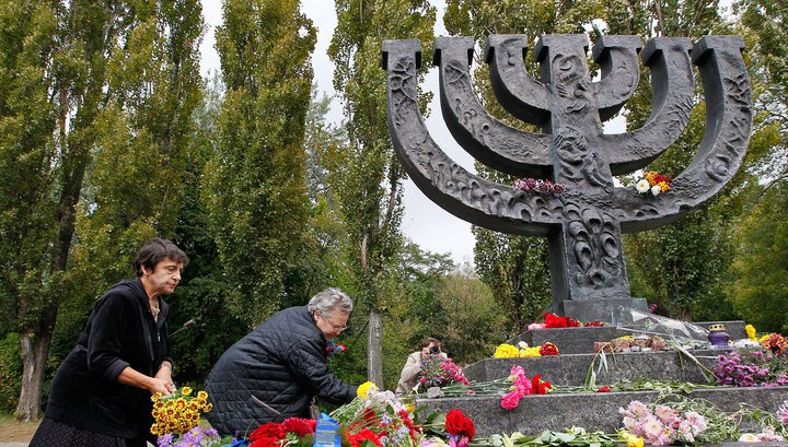 "Модный приговор": украинские радикалы намерены разгромить мемориал Бабий Яр "Модный приговор": украинские радикалы намерены разгромить мемориал Бабий Яр