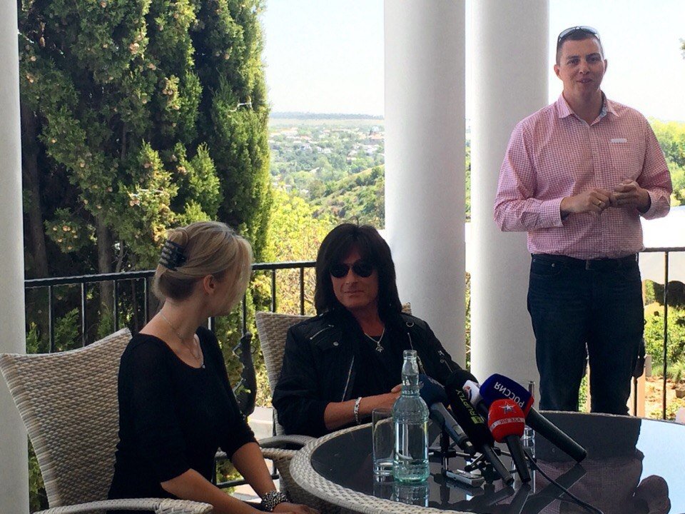 Вокалист Deep Purple Джо Линн Тёрнер в Севастополе: "Этот город будет вдохновлять меня" Вокалист Deep Purple Джо Линн Тёрнер в Севастополе: "Этот город будет вдохновлять меня"