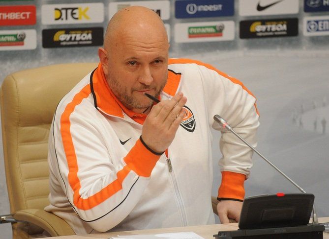 Бывший пресс-атташе Шахтера: Между "ультрас" и "каратель" можно ставить знак равенства Бывший пресс-атташе Шахтера: Между "ультрас" и "каратель" можно ставить знак равенства