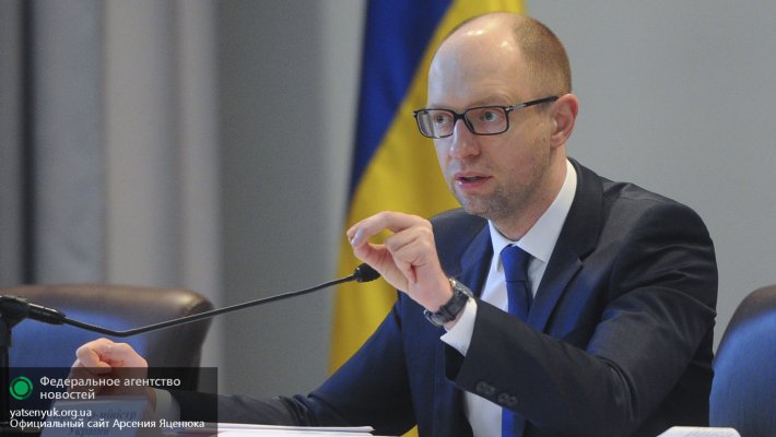 Яценюк советует Евросоюзу не бояться России Яценюк советует Евросоюзу не бояться России