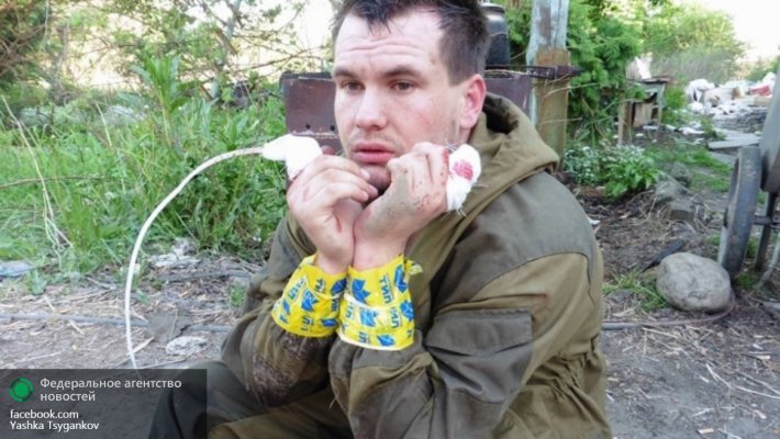 «Тренинг наступления»: «Правосек» выложил фото пыток ополченца ДНР «Тренинг наступления»: «Правосек» выложил фото пыток ополченца ДНР