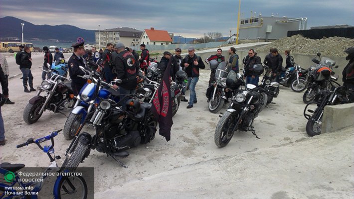 В Севастополе приостановили передачу земли «Ночным волкам» В Севастополе приостановили передачу земли «Ночным волкам»